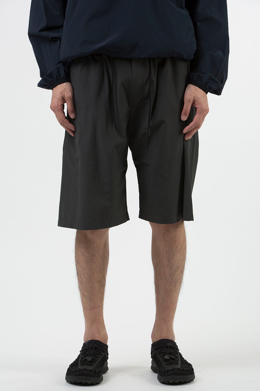PACKABLE TRAVELLER SHORTS CHARCOAL