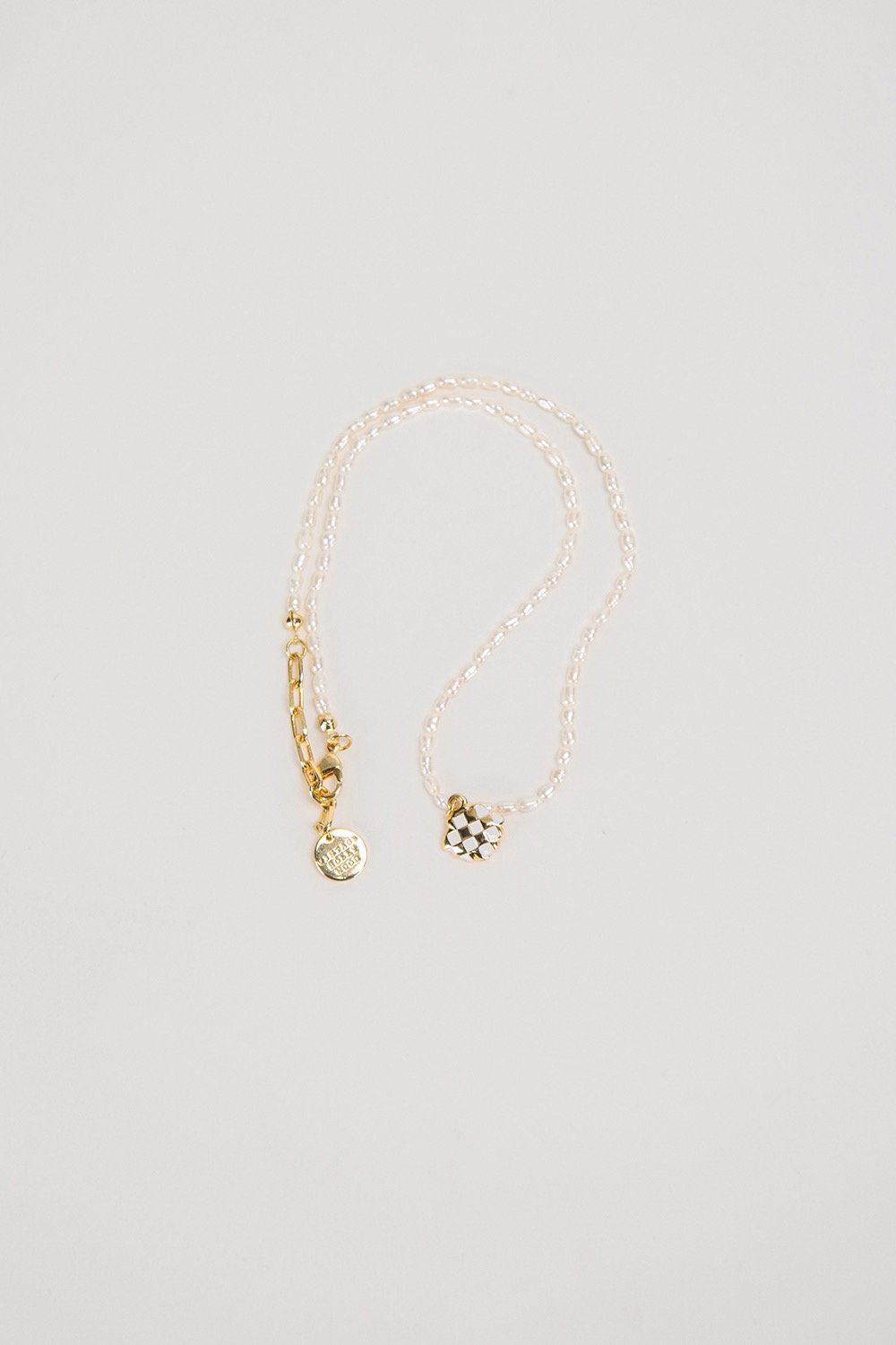 FRESH-WATER PEARL SEASHELL NECKLACE